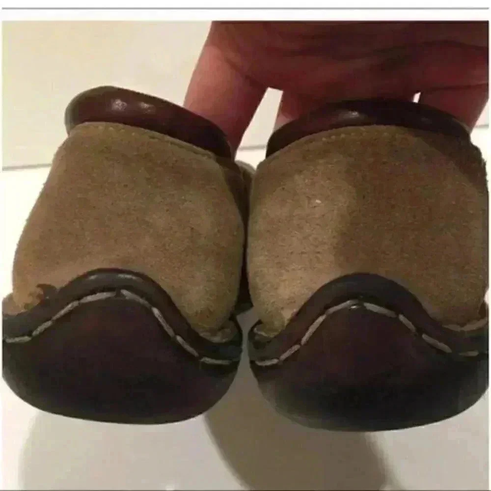 Born flats size 8 brown suede buckle loafers 90s vintage